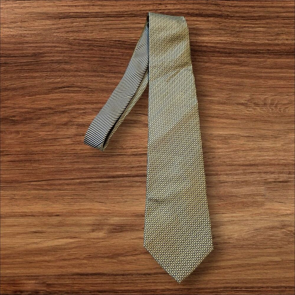 Vintage Tommy Hilfiger Neckwear Yellow Navy Silk Tie 3.5” x 57”
